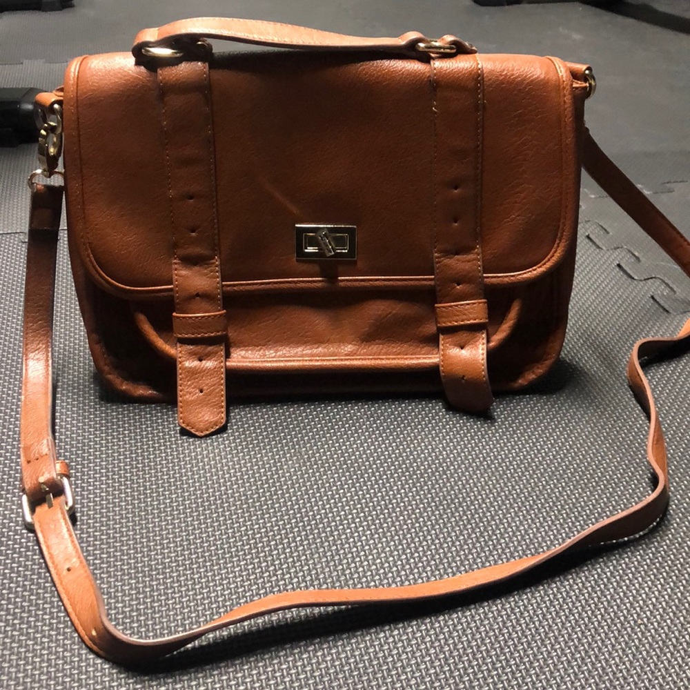 Forever 21 cross body bag